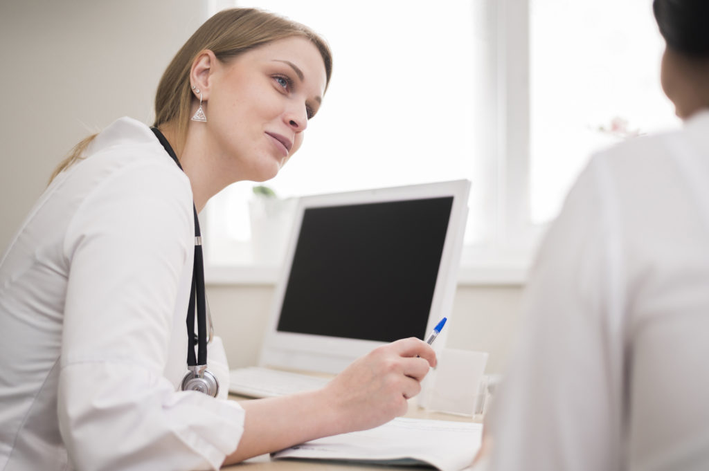 Le dépistage des cancers du poumon : un nouveau dépliant INCa destiné aux professionnels de santé.